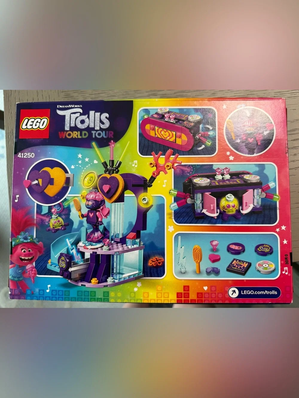 LEGO retired Trolls World Tour Techno Dance Reef- NIB - Picture 2 of 4